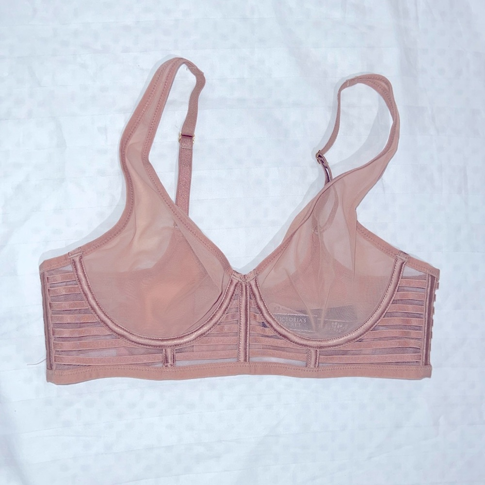NWT Victoria’s Secret sheer bra 34B